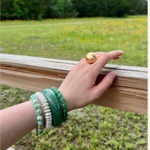 VINTAGE Jade bangle